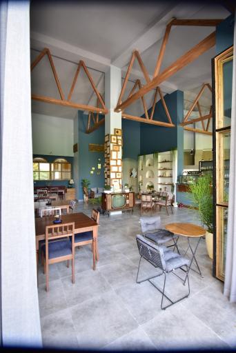 عکس کافه رستوران پیاده رو 