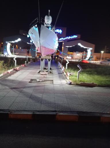 استخر دلفین پایگاه دریایی