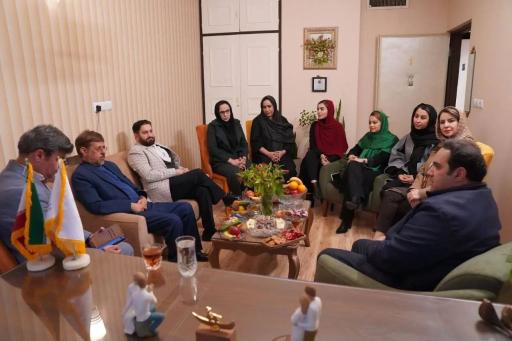 عکس مرکز علمی روانشناختی پندار نیم رخ