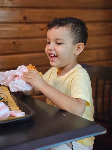 عکس فست فود بومرنگ