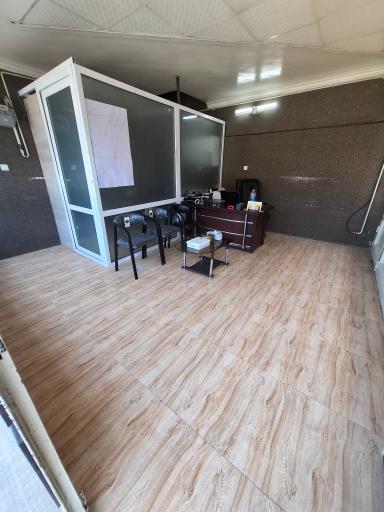 عکس موسسه حمل و نقل‌ هم وطن