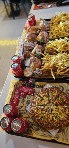 عکس فست فود بومرنگ