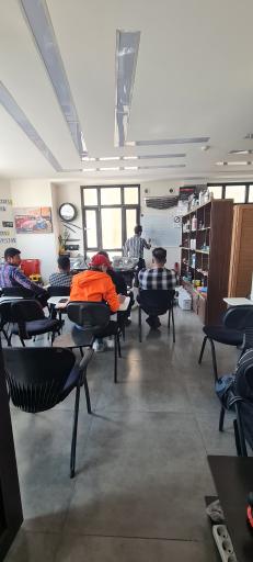 عکس آموزشگاه فنی و حرفه ای مفید فرنود 