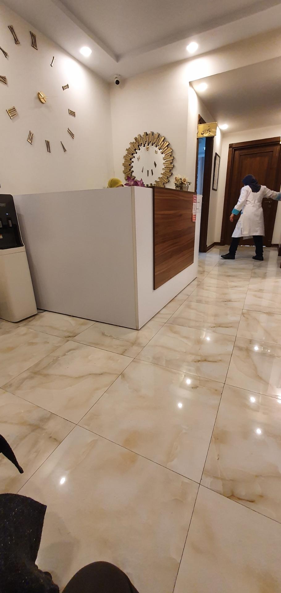 عکس کلینیک تخصصی طب سنتی نورا