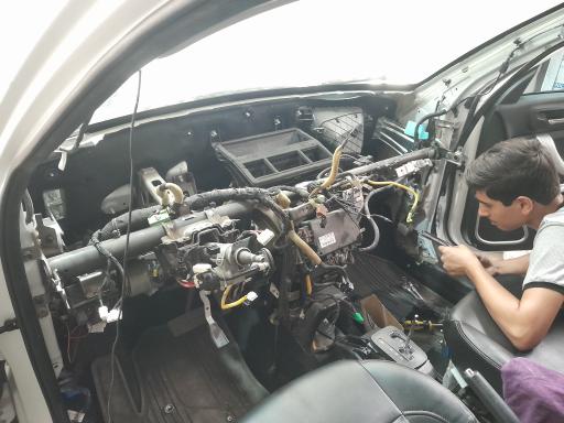 عکس تعمیرگاه تخصصی مهندس رحیمی