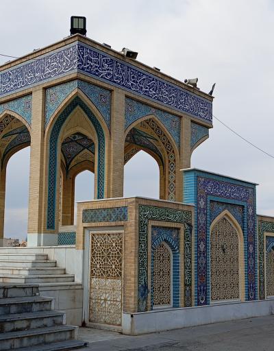 عکس مرقد شیخ علی اکبر الهیان رامسری 