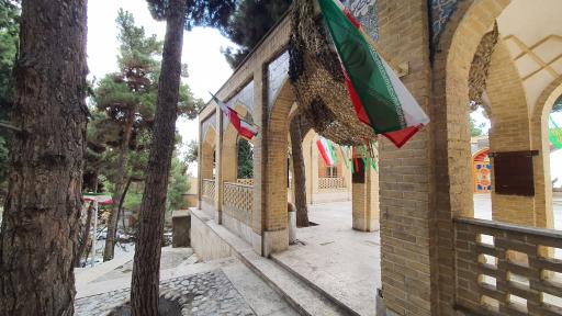 عکس مزار شهدای گمنام دانشگاه شهید بهشتی تهران