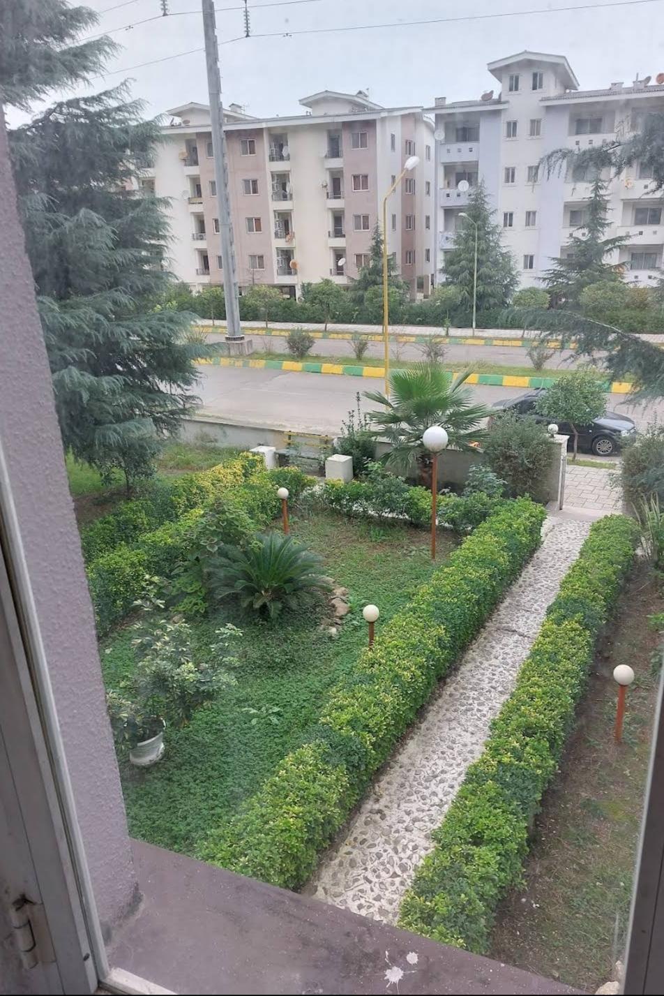 عکس ساختمان های تامین اجتماعی نمک ابرود