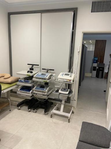 عکس فیزیوتراپی نارون شهاب محمدی