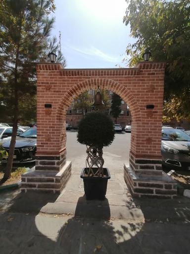 عکس کلیسای ننه مریم