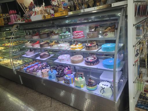 عکس شیرینی بارن