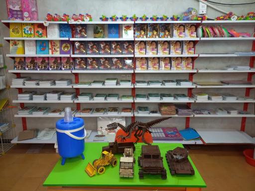 عکس کتاب و محصولات فرهنگی کانون پرورشی کودکان و نوجوانان