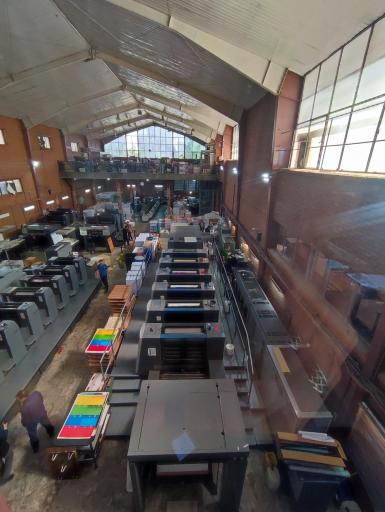 عکس چاپ شادرنگ