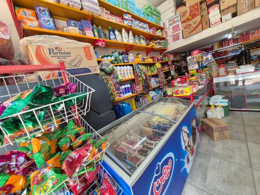 عکس سوپرمارکت کشوری