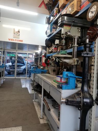 تعمیرگاه کلاچ و گیربکس ازغندی