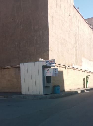 عکس خودپرداز رفاه