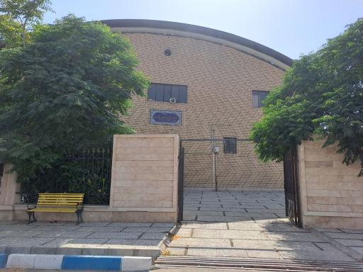 عکس ورزشگاه چندمنظوره محمودآباد