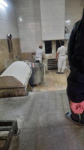 عکس نانوایی سنگک