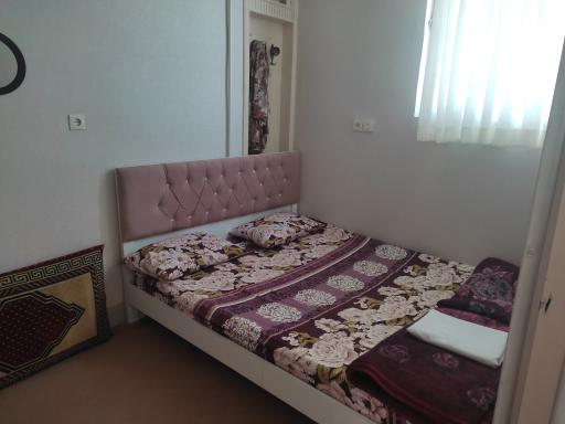 عکس خانه مسافر نایین