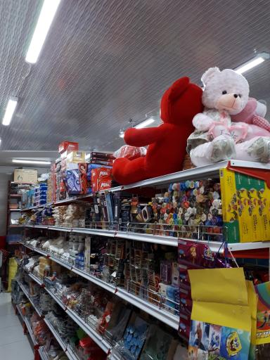 عکس شادی شو لوازم تولد قنادی یکبارمصرف 