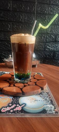 عکس کافه مجنون