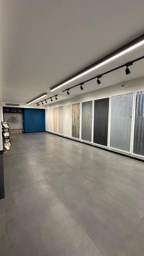 عکس آخیز تجارت اسپادانا