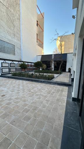 عکس آخیز تجارت اسپادانا