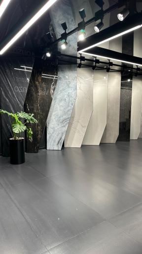 عکس آخیز تجارت اسپادانا