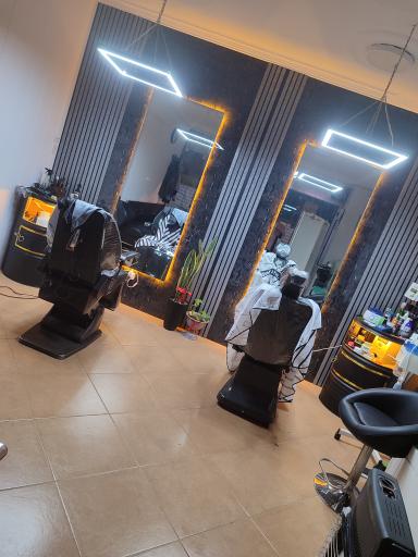 عکس آرایشگاه مردانه مهدی 