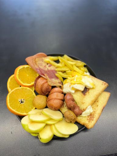 عکس کافه بنفش