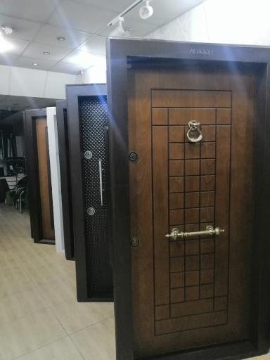 عکس پنجره دوجداره و درب ضدسرقت ایمان