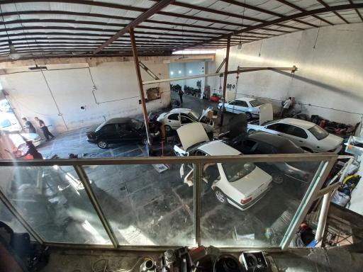 عکس تعمیرگاه هیوا و هیمن