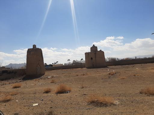 عکس برج‌های قدیمی کبوتر هویه