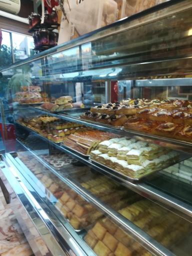 عکس قنادی برادران توکلی