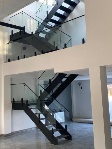 عکس شرکت مدرن صنعت ایرانیان عارف نژاد