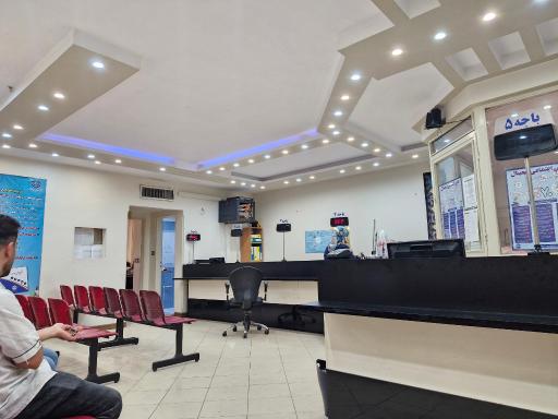 عکس کارگزاری 247 بیمه شعبه 25