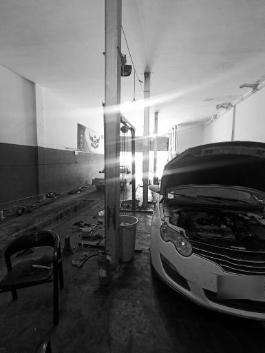 عکس کلینیک مجاز خودروهای چینی و کره‌ای استار