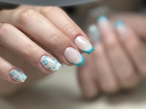 آموزشگاه آرایشگری و سالن زیبایی ویوگ