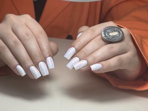 آموزشگاه آرایشگری و سالن زیبایی ویوگ