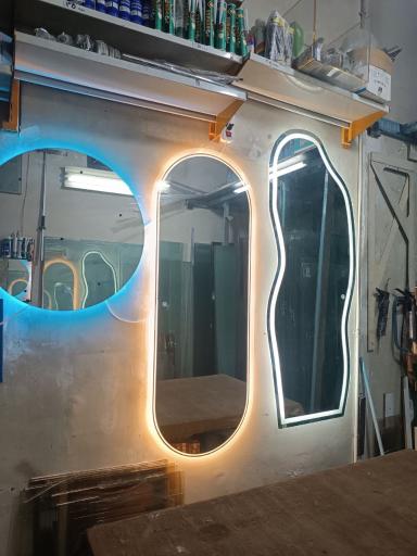 عکس فروشگاه شیشه و شیشه بری خموش