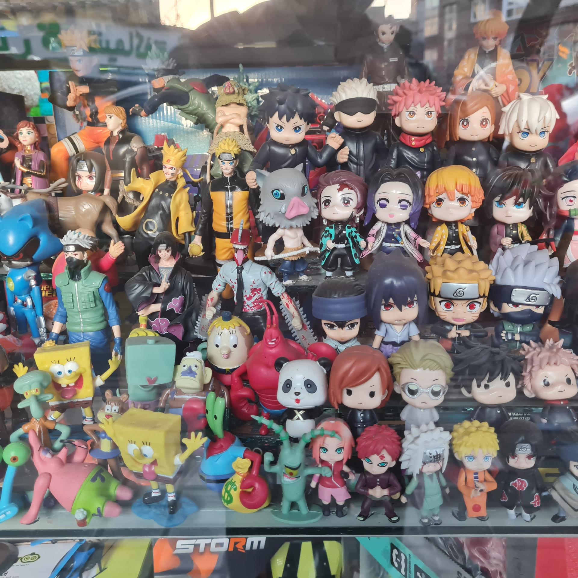 عکس عروسک فروشی خانواده