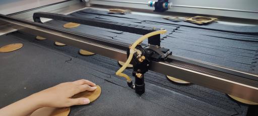 عکس کارگاه چرم بهرام 