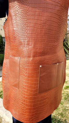 عکس کارگاه چرم بهرام 