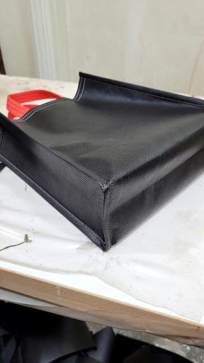 عکس کارگاه چرم بهرام 