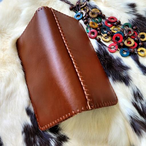 عکس کارگاه چرم بهرام 