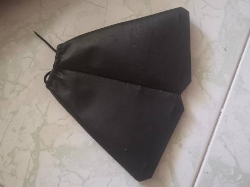 عکس کارگاه چرم بهرام 