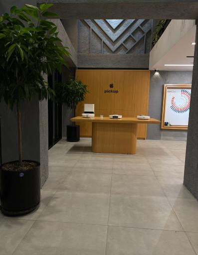 عکس اپل استور آواتل