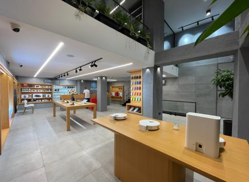 عکس اپل استور آواتل