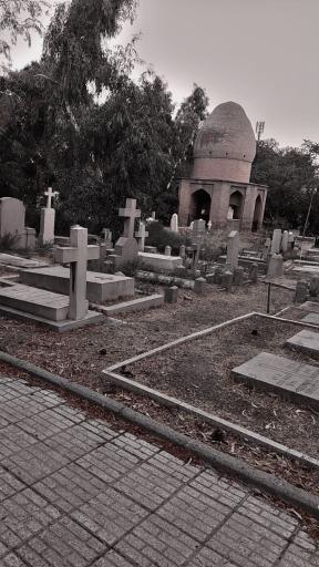 عکس آرامستان تاریخی مسیحیان دولاب