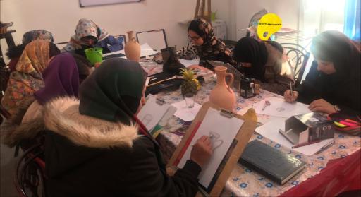 عکس آموزشگاه طراحی و نقاشی هنر معاصر